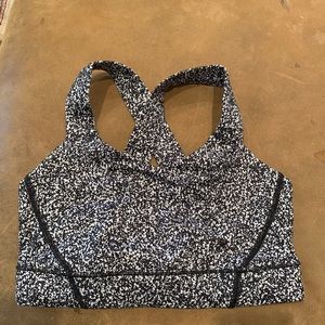 Black and white all sports bra